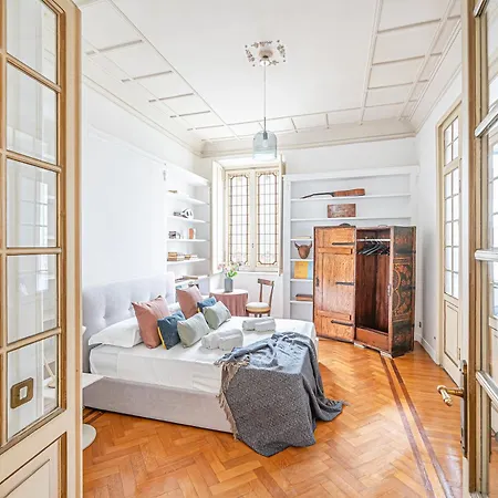 Luxury Lucrezio *